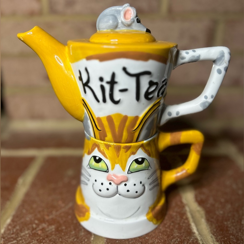 Santa Barbara Kit Tea Mug and Teapot Stackable